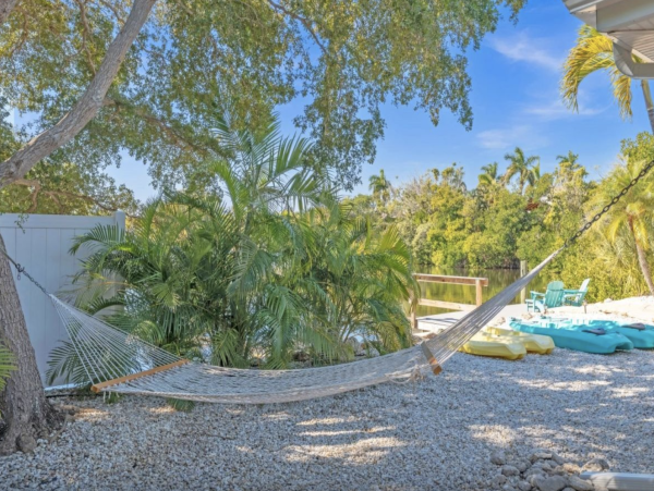 Great Value Two Bedroom Vacation Home with Pool and Spa
